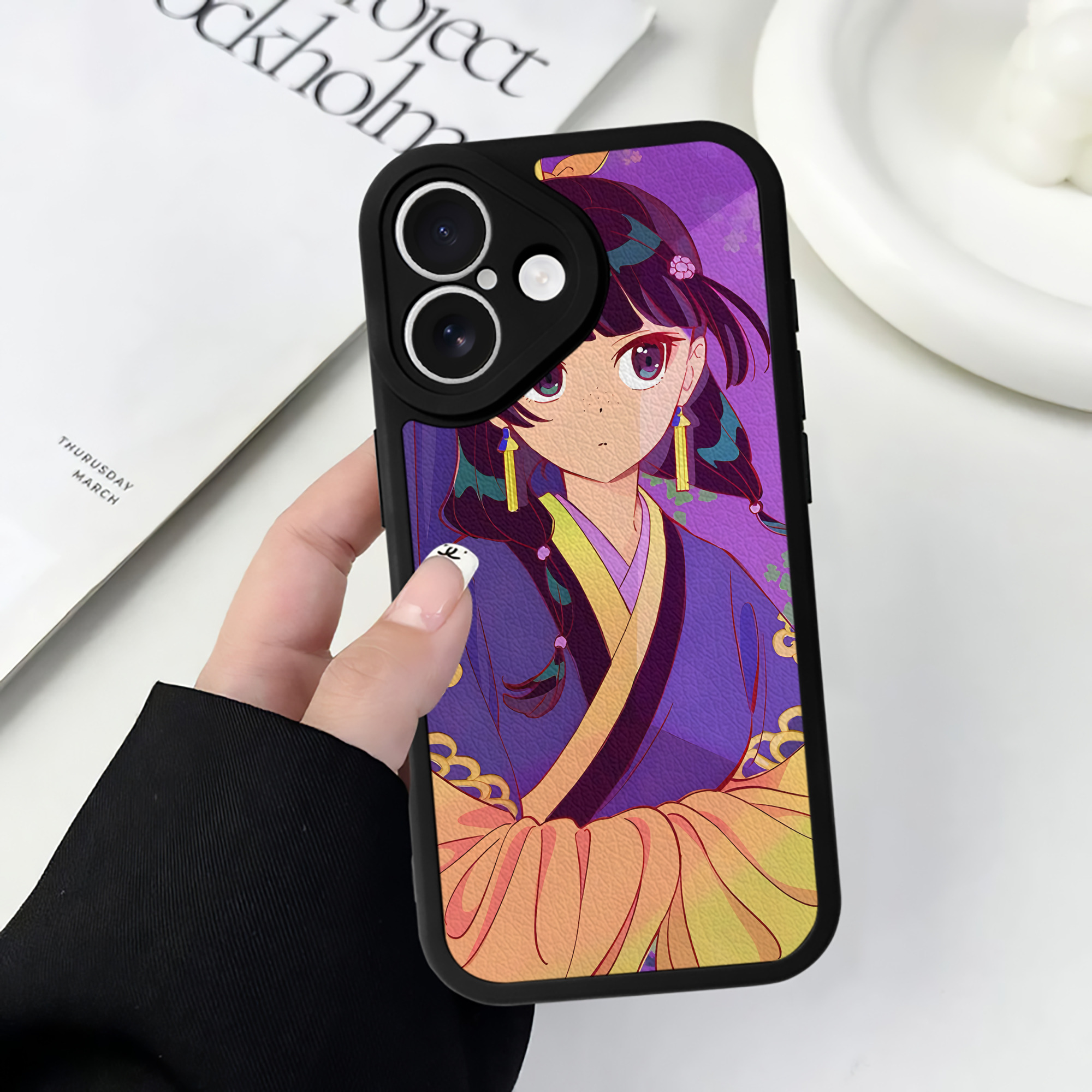 薬屋のひとりごと The Apothecary Diaries 【iPhone 16シリーズ対応】シリコンスマホケース（レザー調） 材質：シリコン